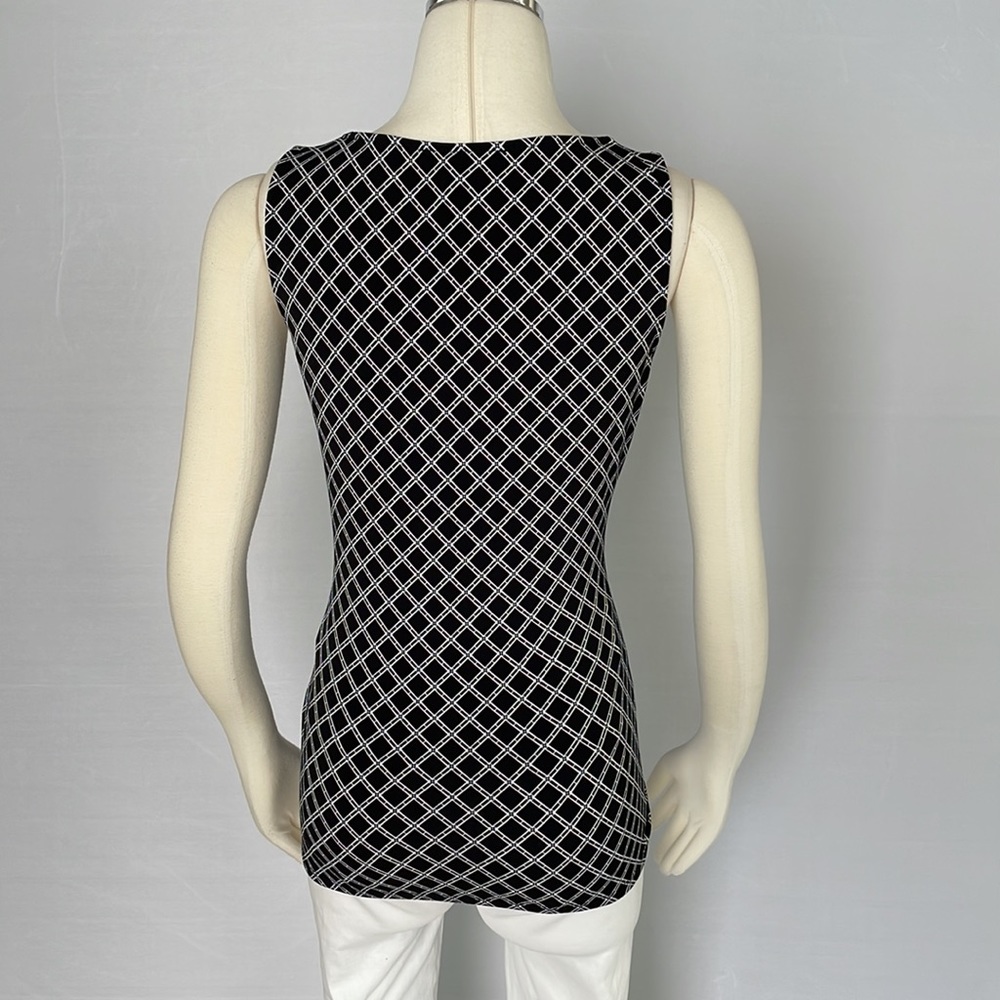 WHBM Ruffle Top Size Small - Picture 9 of 10